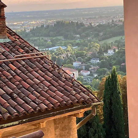 شقة A Casa Di Ross بيرغامو